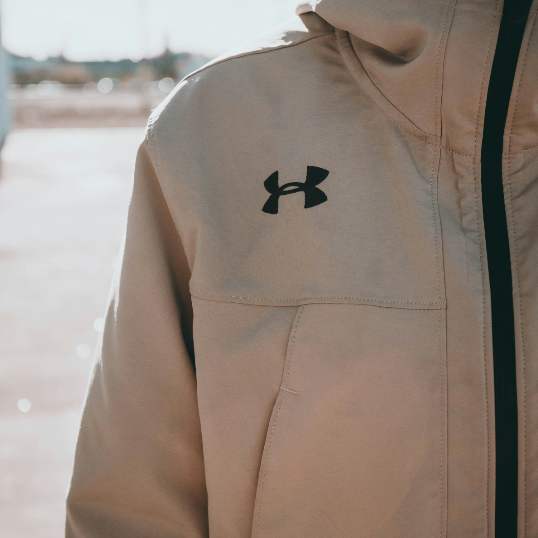 Brand Visual Identity: How to Build a Distinctive & Memorable Look